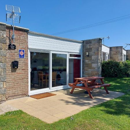 Sunny View, 87 Brambles Chine Villa Freshwater Esterno foto