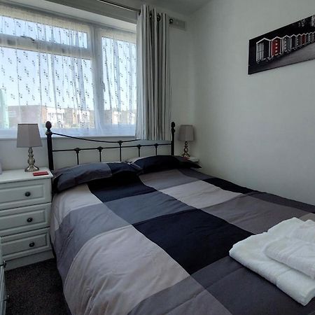 Sunny View, 87 Brambles Chine Villa Freshwater Esterno foto